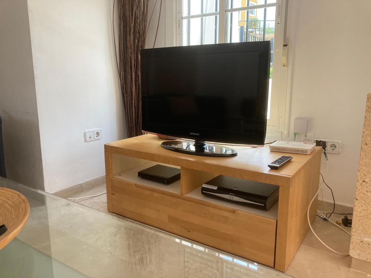 3 Storey Townhouse - Costa Del Sol Баия-де-Касарес Экстерьер фото